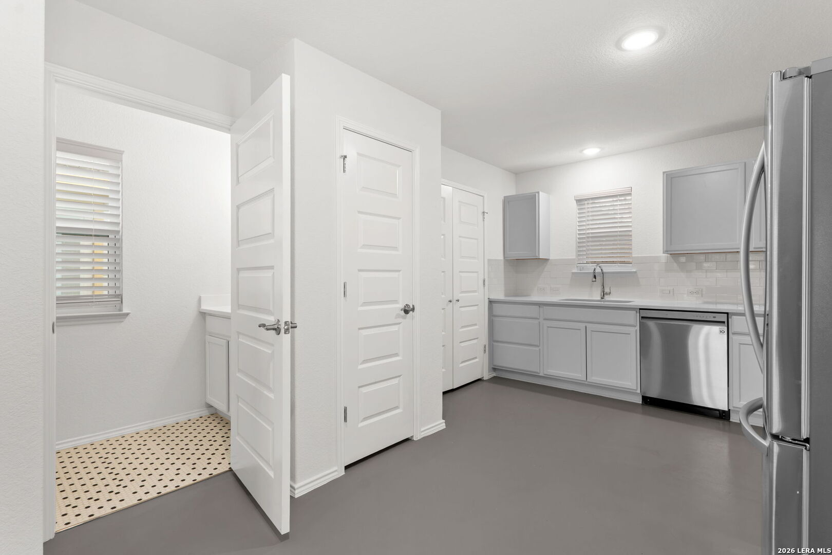 631 E Carolina 2