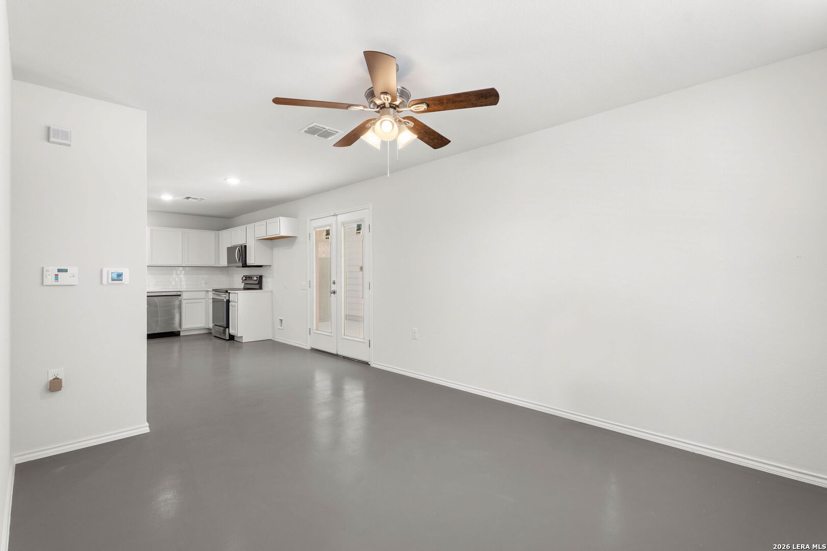 631 E Carolina 3