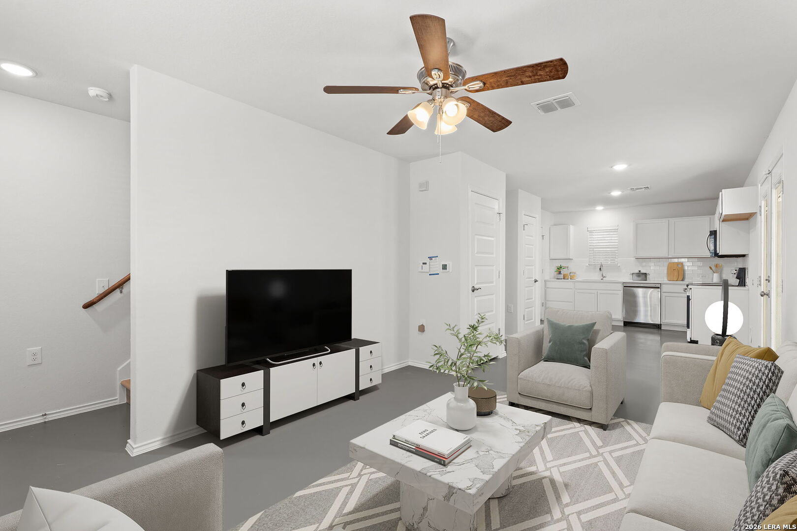 631 E Carolina 3