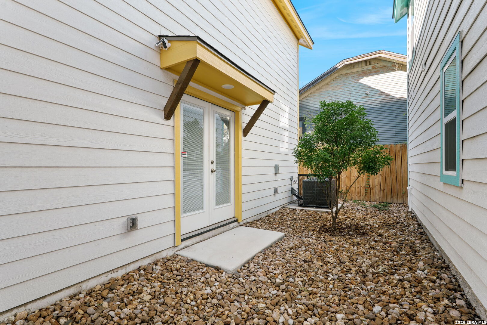 631 E Carolina 1