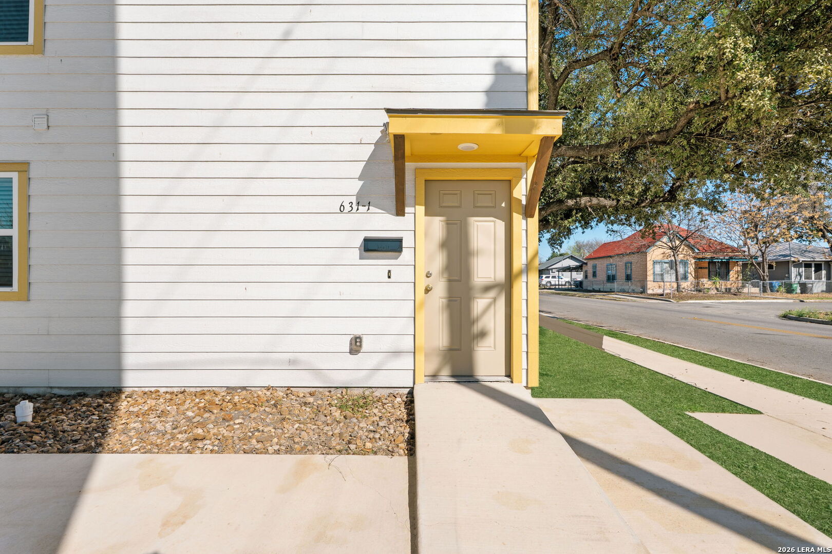 631 E Carolina 1