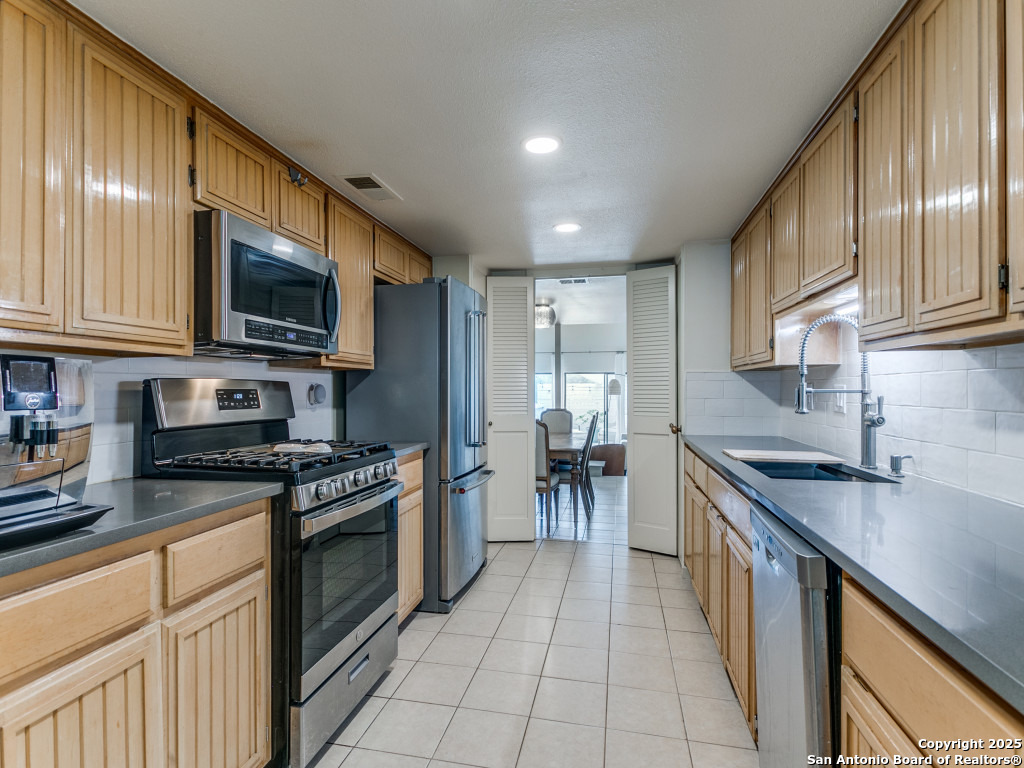 7010 SPRING BRIAR ST