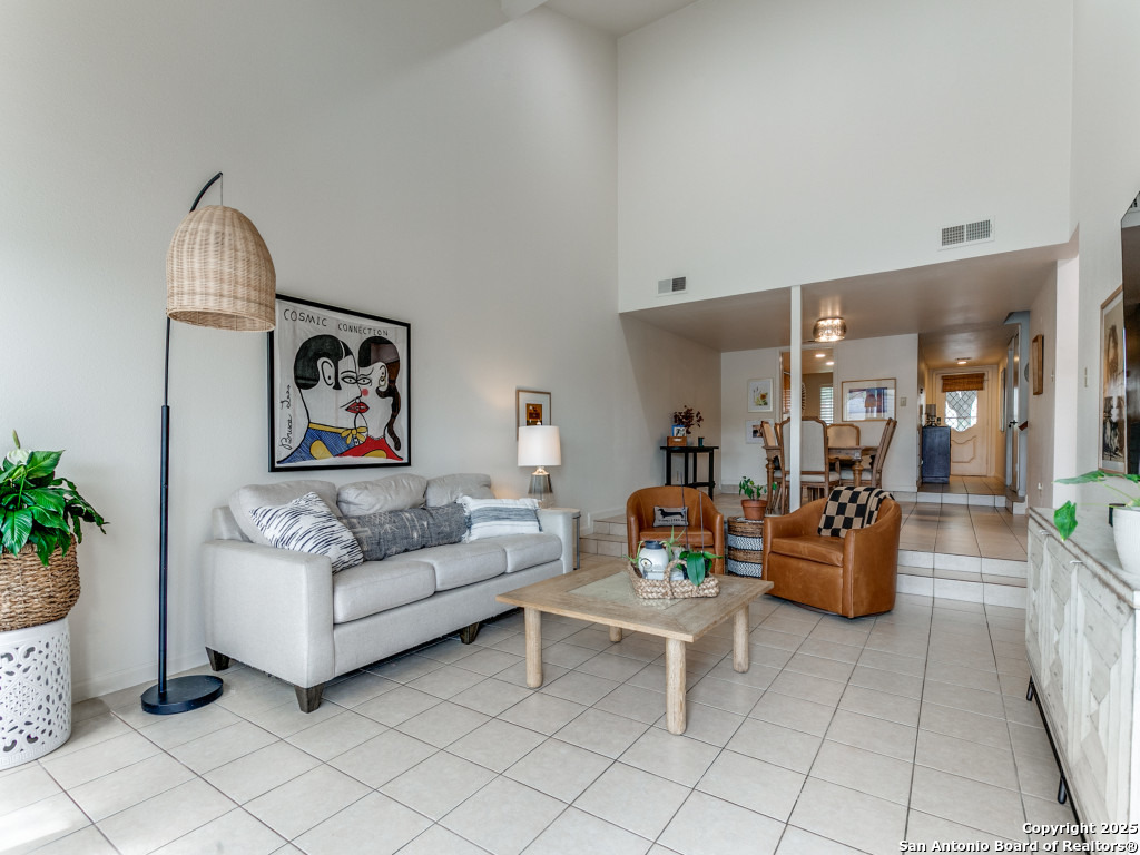 7010 SPRING BRIAR ST