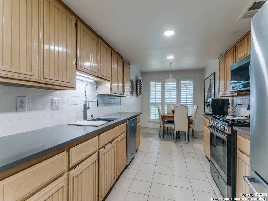 7010 SPRING BRIAR ST