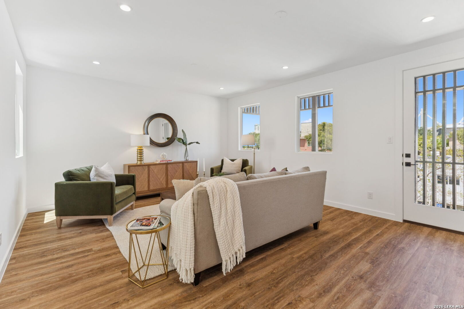 562 McMonigal Pl.