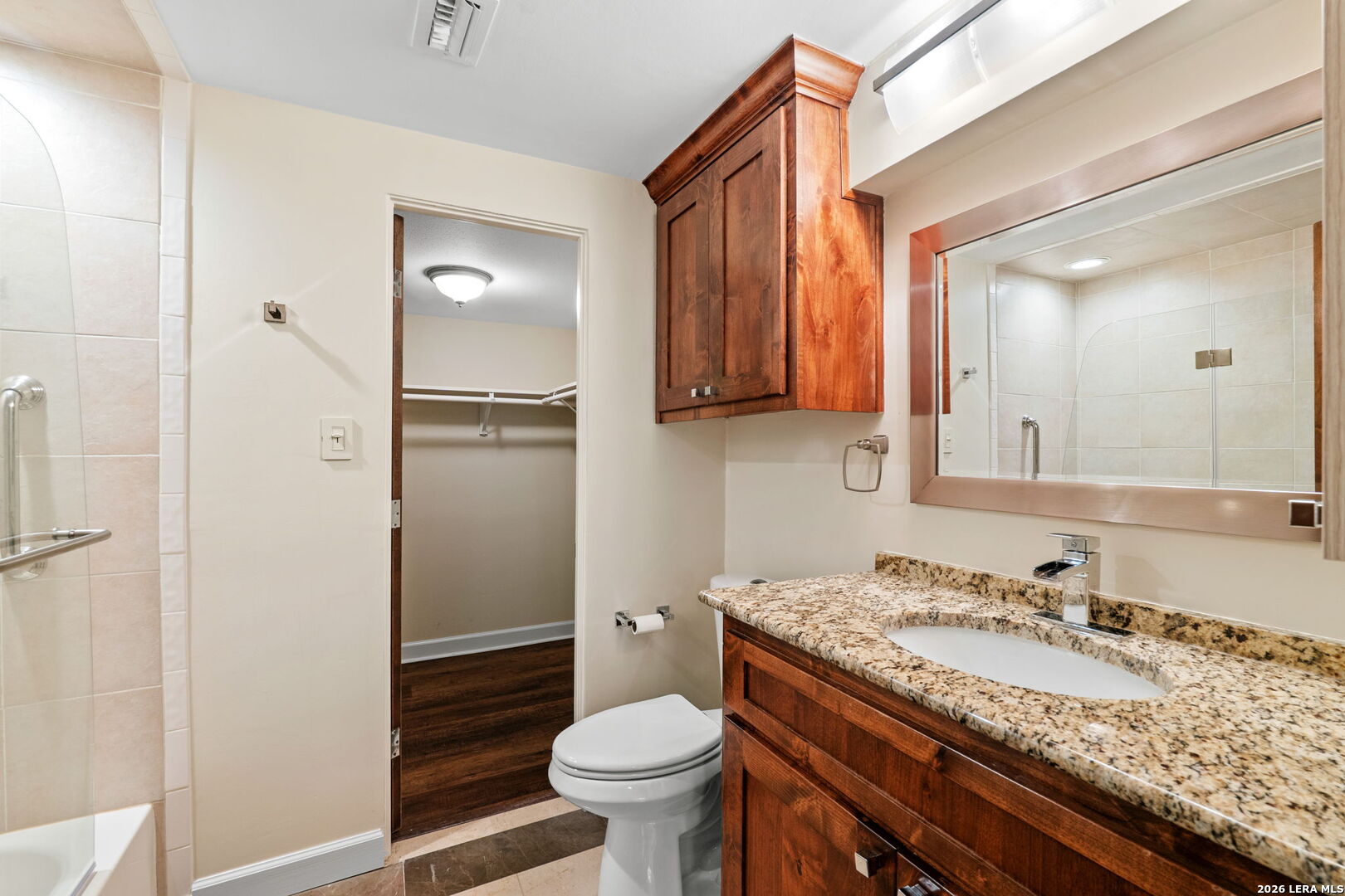 3102 EISENHAUER RD C26