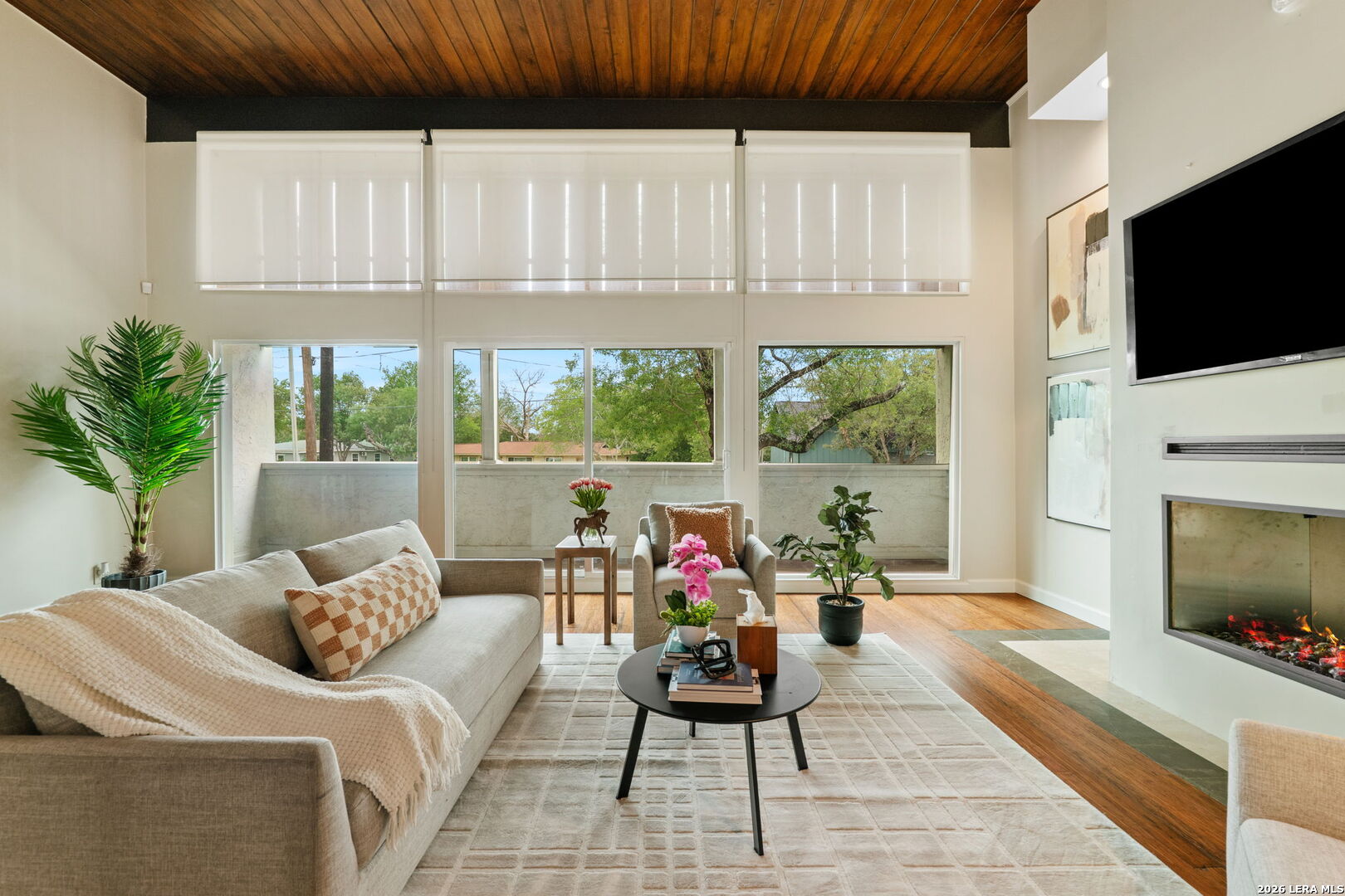3102 EISENHAUER RD C26