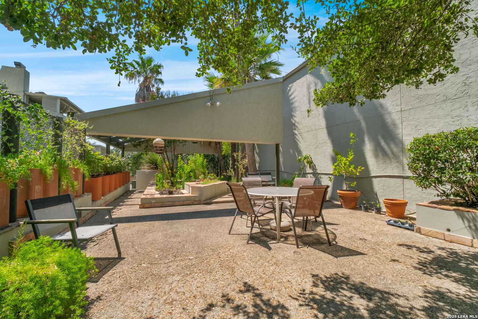 3102 EISENHAUER RD C26