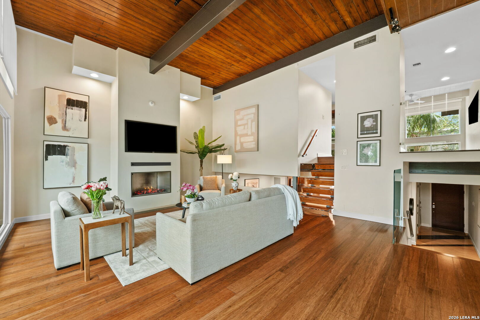 3102 EISENHAUER RD C26