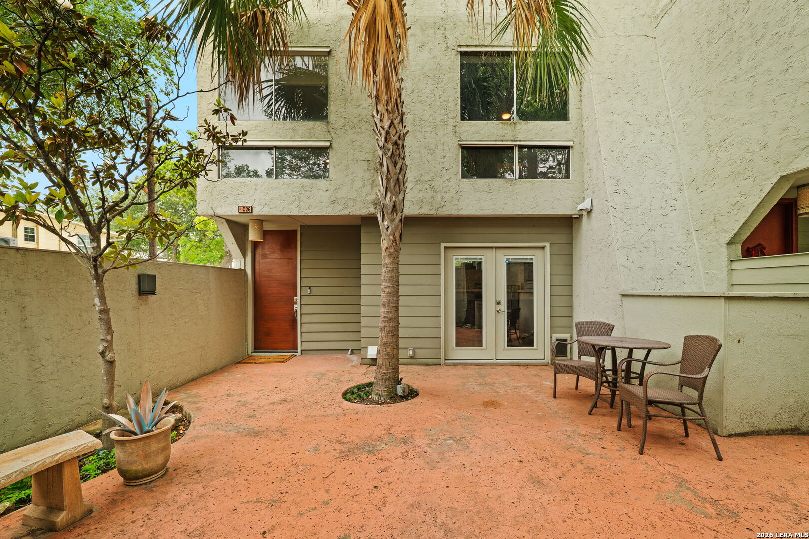 3102 EISENHAUER RD C26