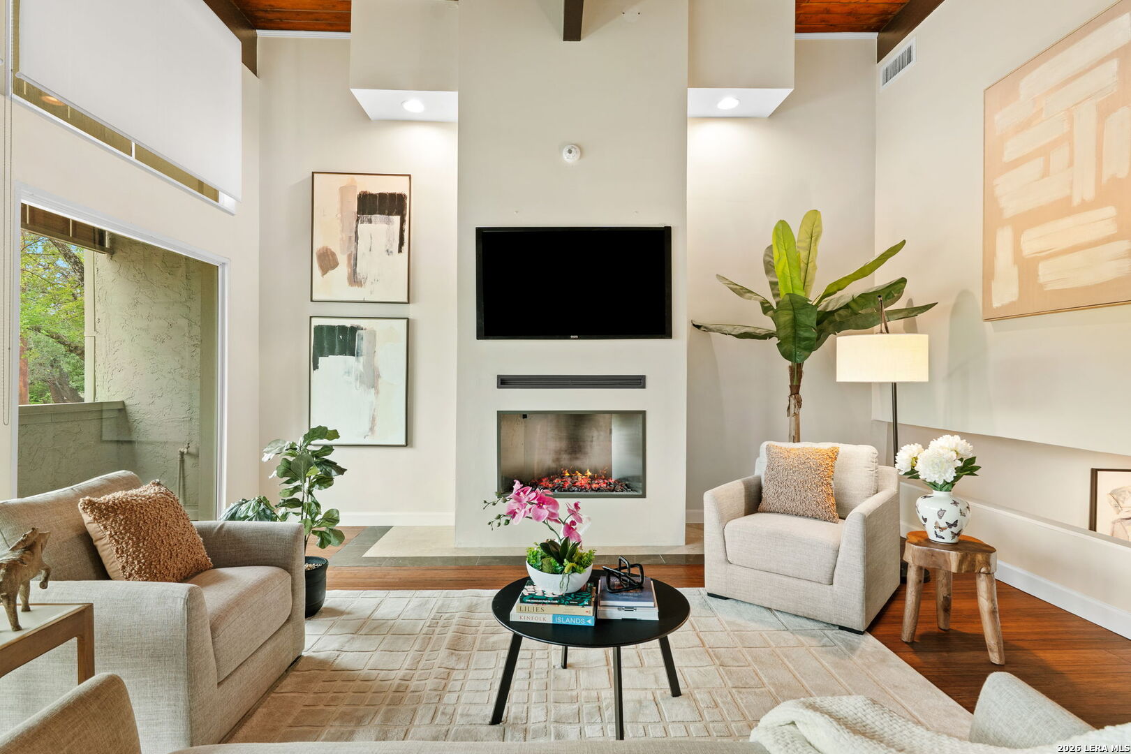 3102 EISENHAUER RD C26