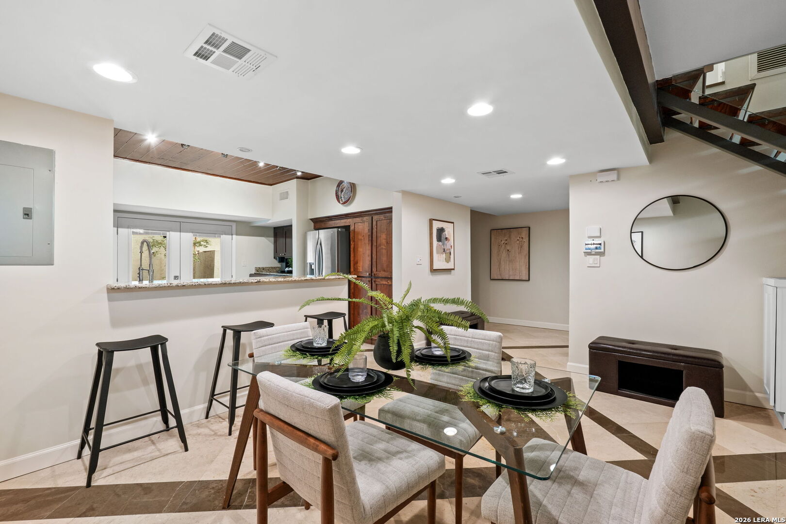 3102 EISENHAUER RD C26