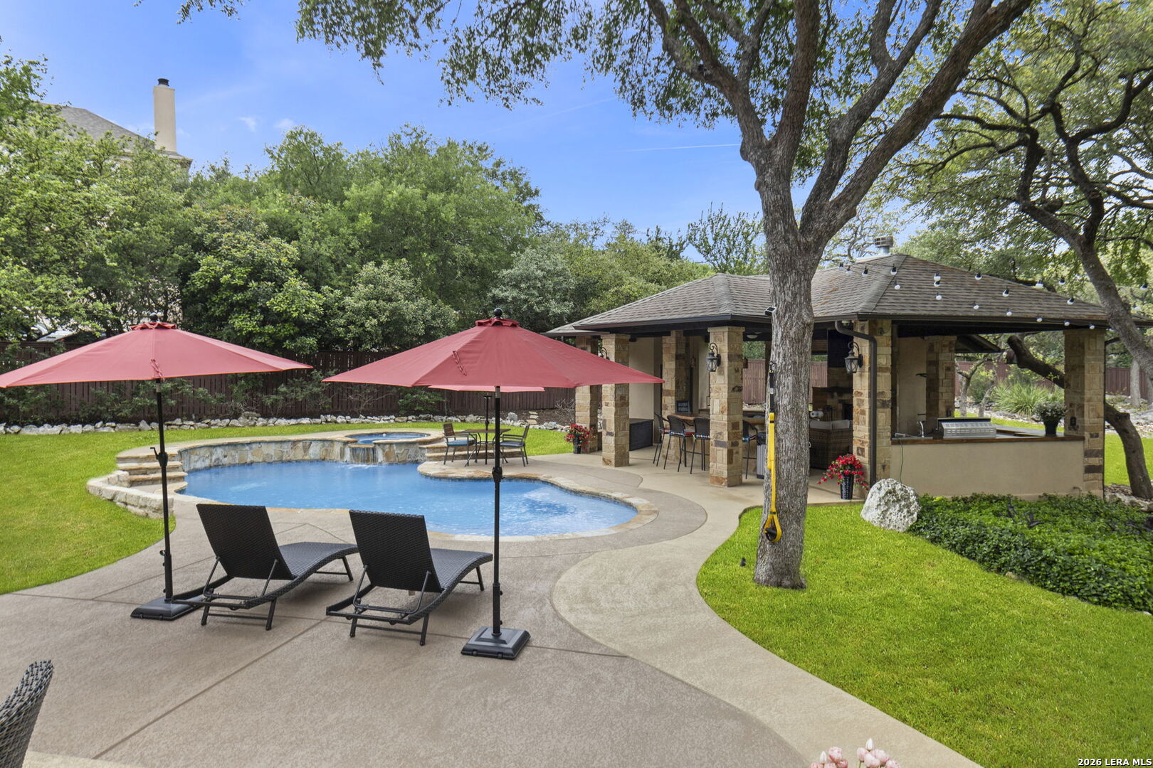 921 GREAT TREE DR