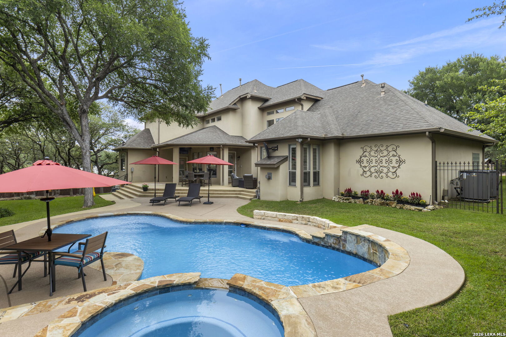 921 GREAT TREE DR