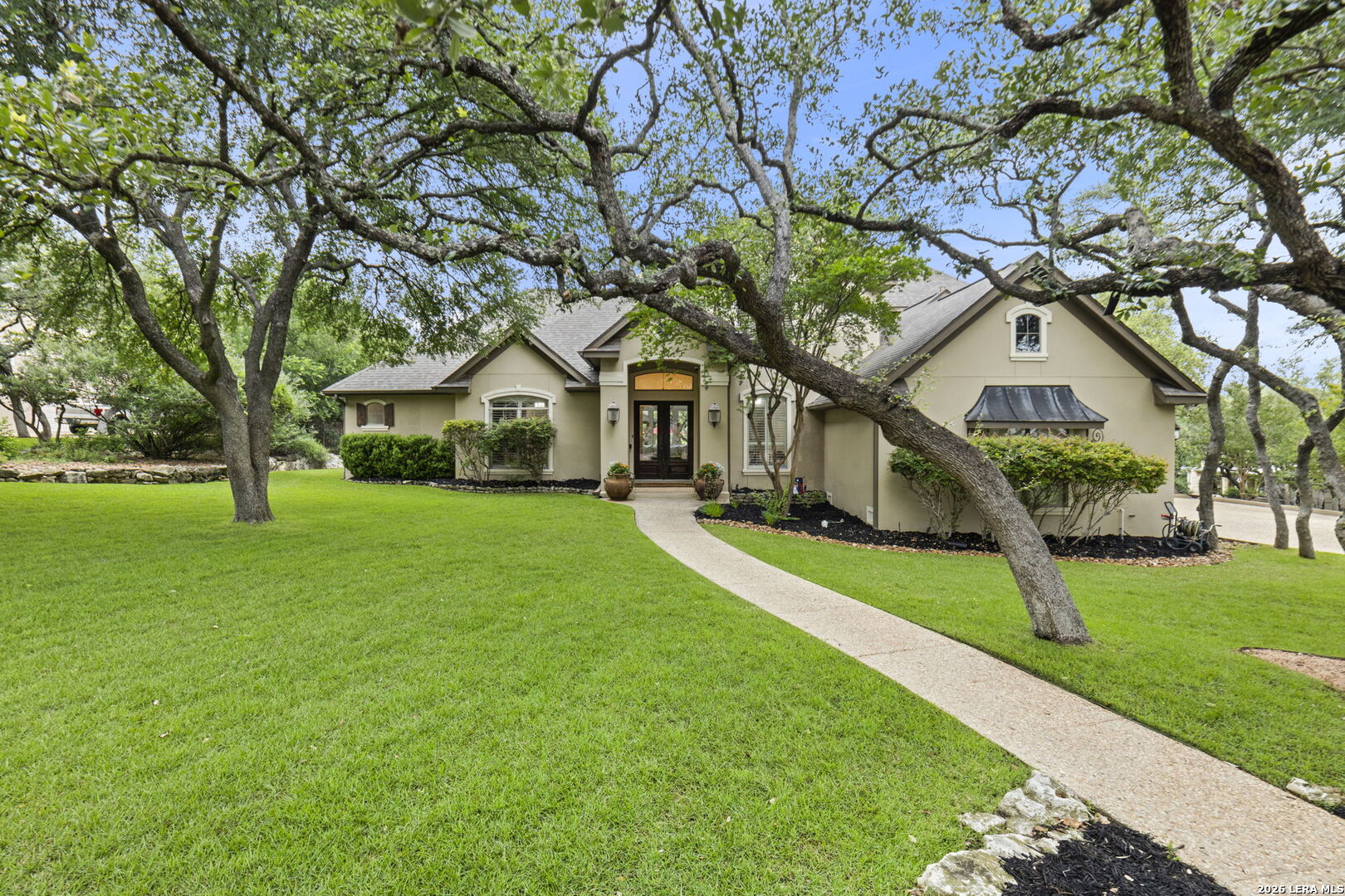 921 GREAT TREE DR