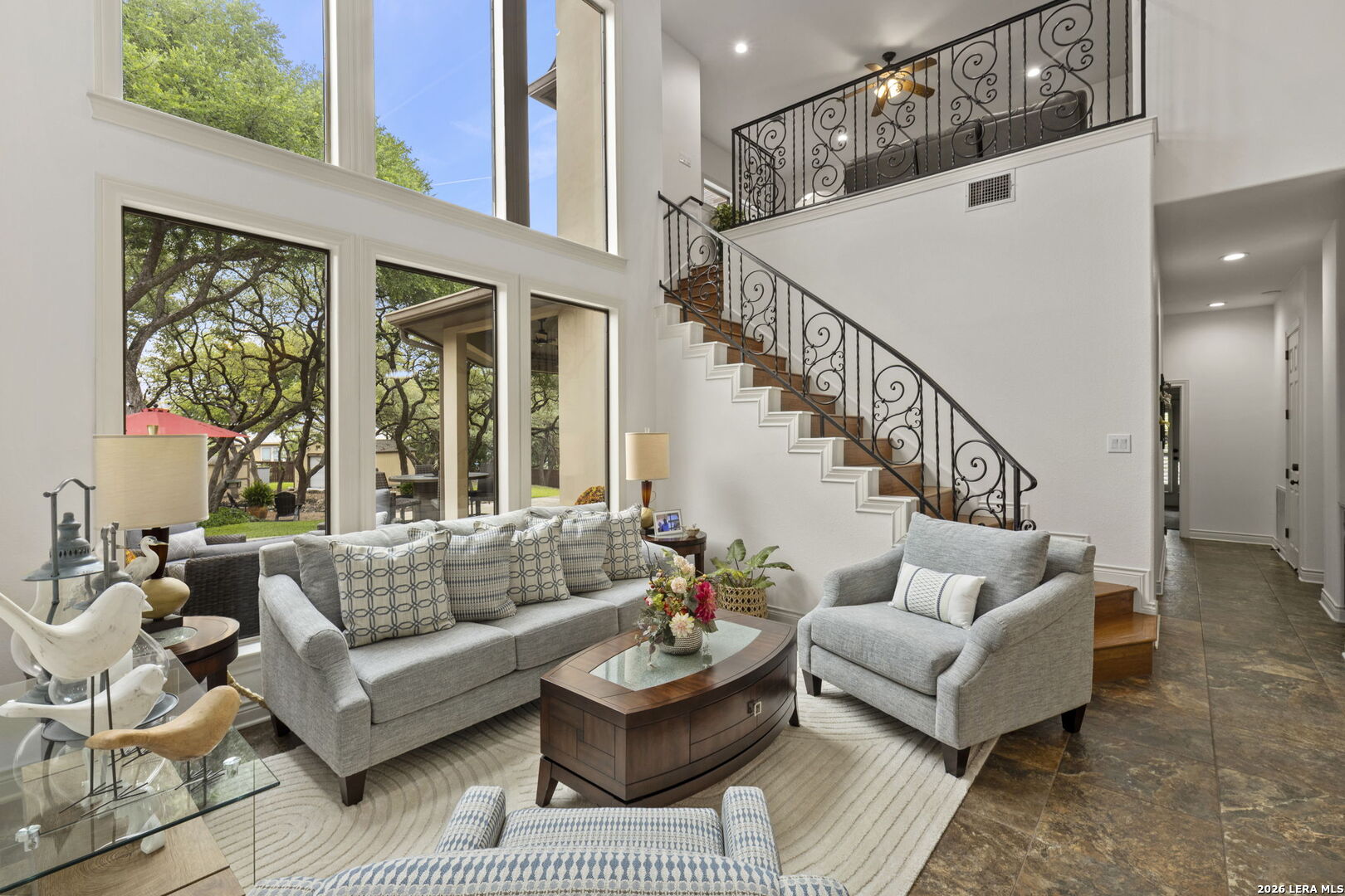 921 GREAT TREE DR