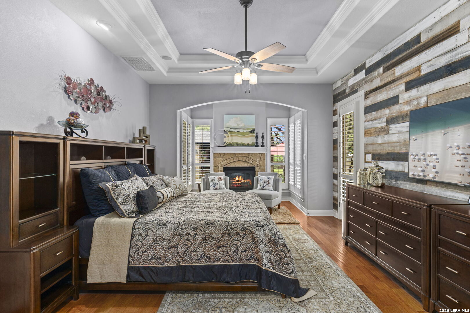 921 GREAT TREE DR