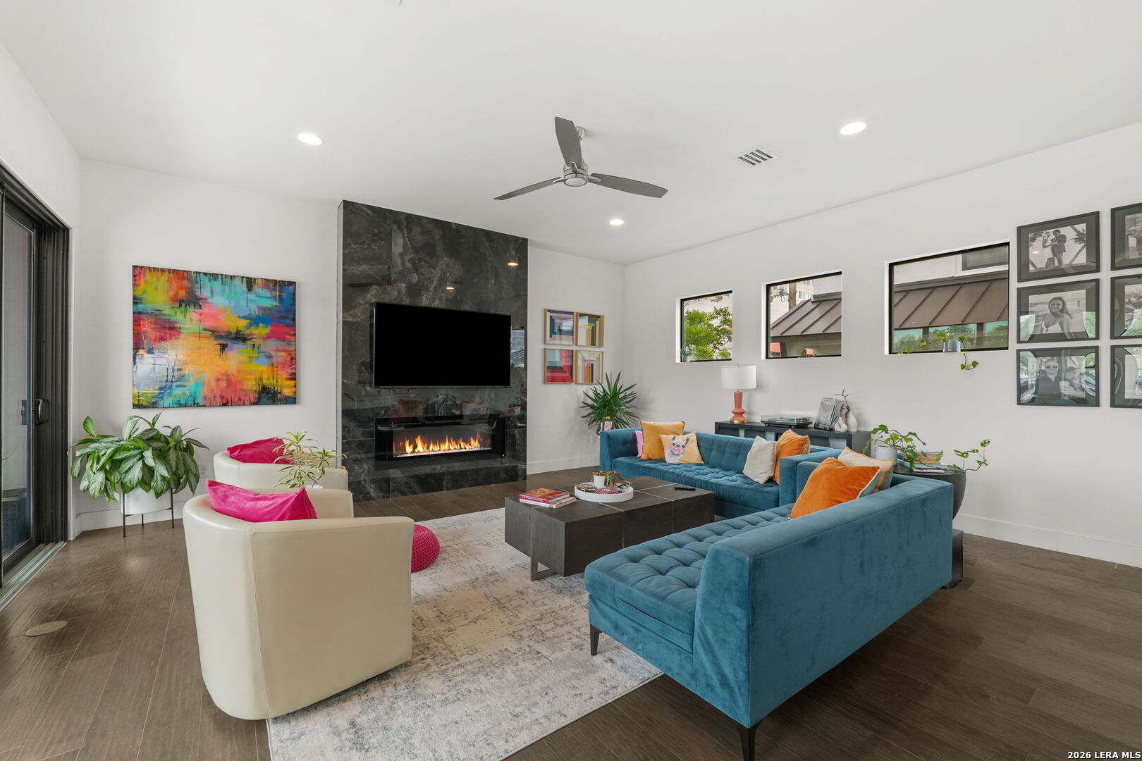 825 N Saint Marys St UNIT 301