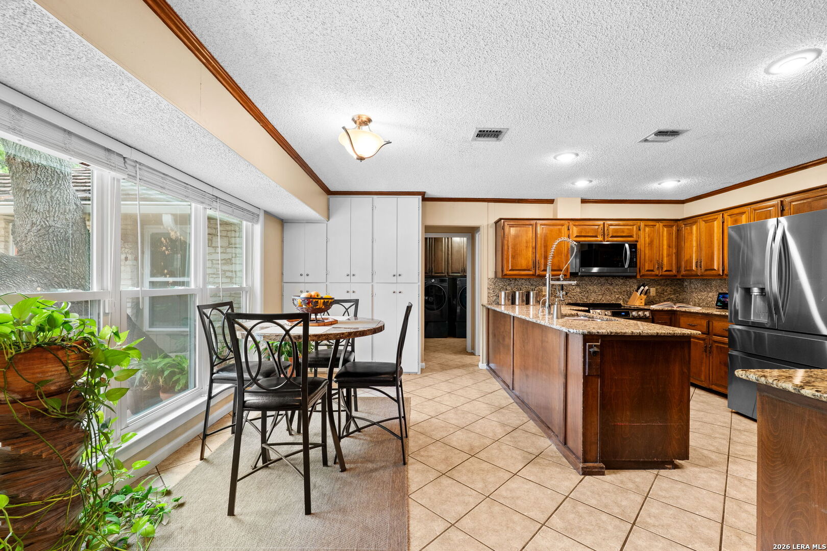 318 WHISPER WOOD LN