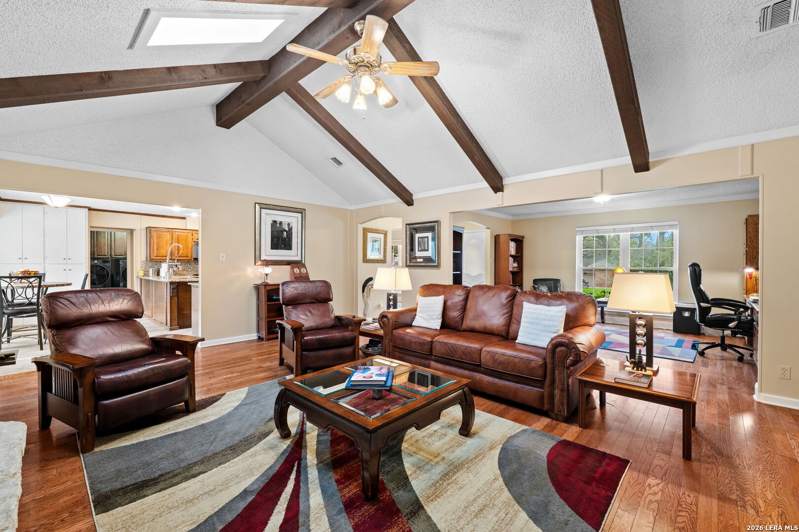 318 WHISPER WOOD LN