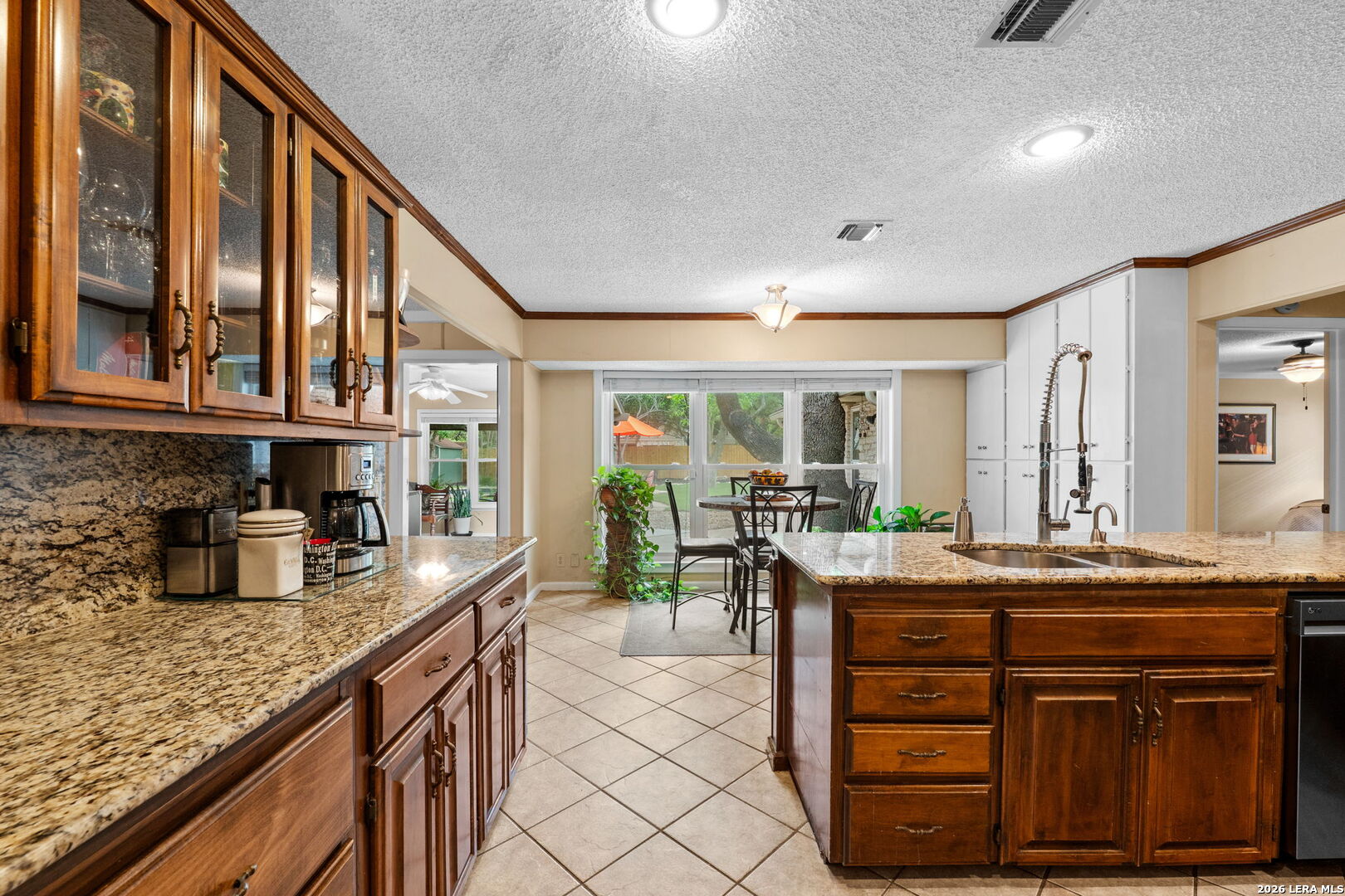 318 WHISPER WOOD LN