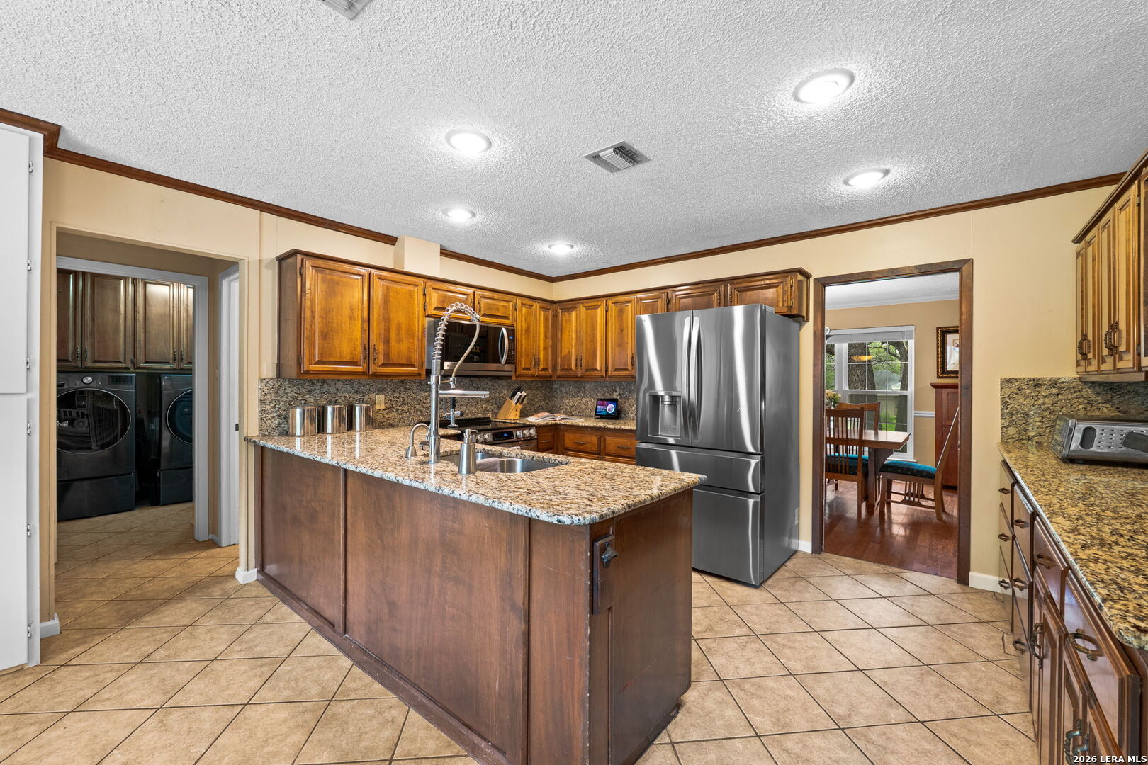 318 WHISPER WOOD LN