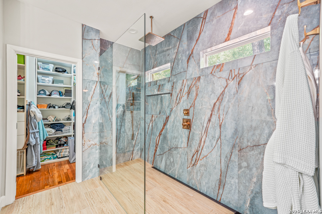 258 TUXEDO AVE