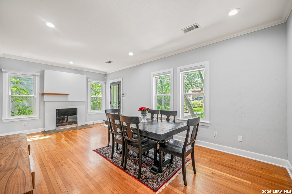 258 TUXEDO AVE