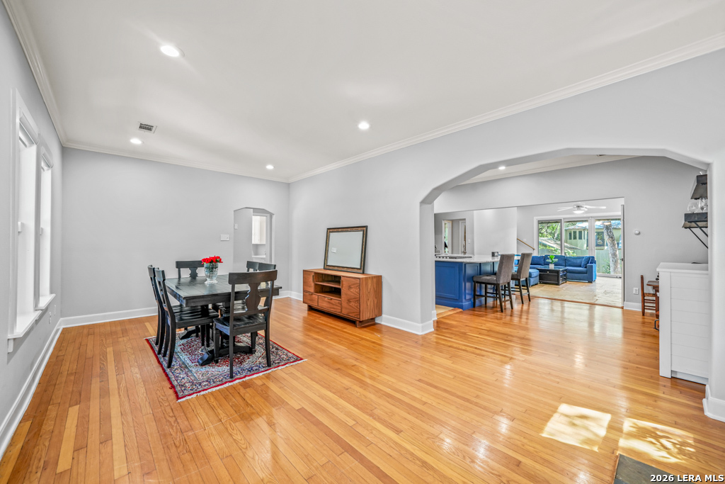 258 TUXEDO AVE