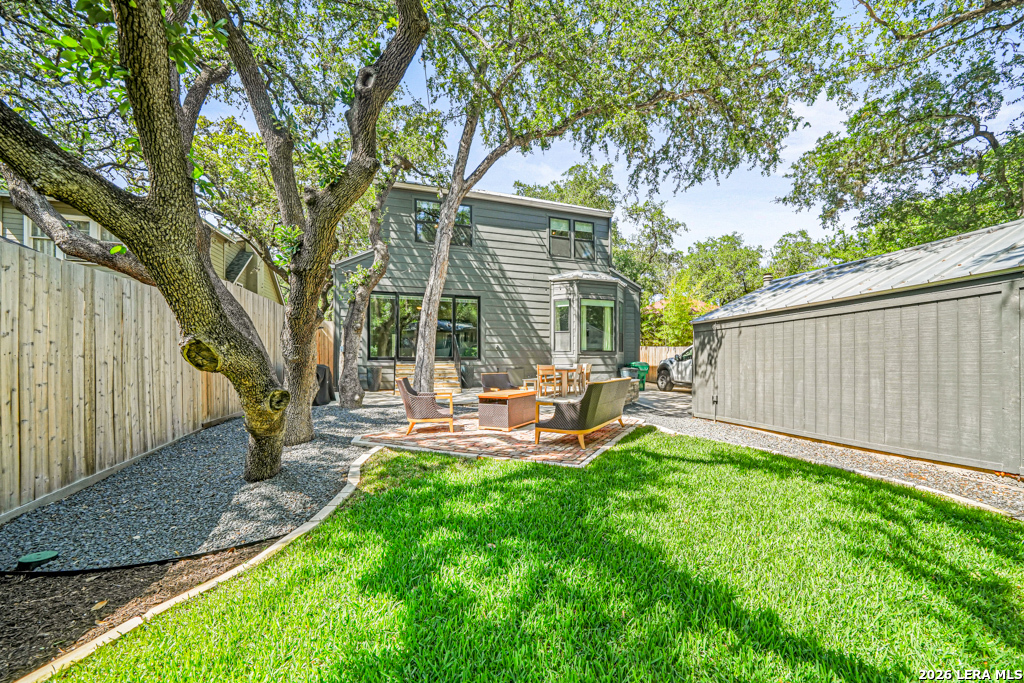 258 TUXEDO AVE