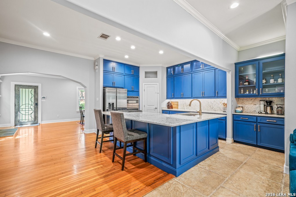 258 TUXEDO AVE