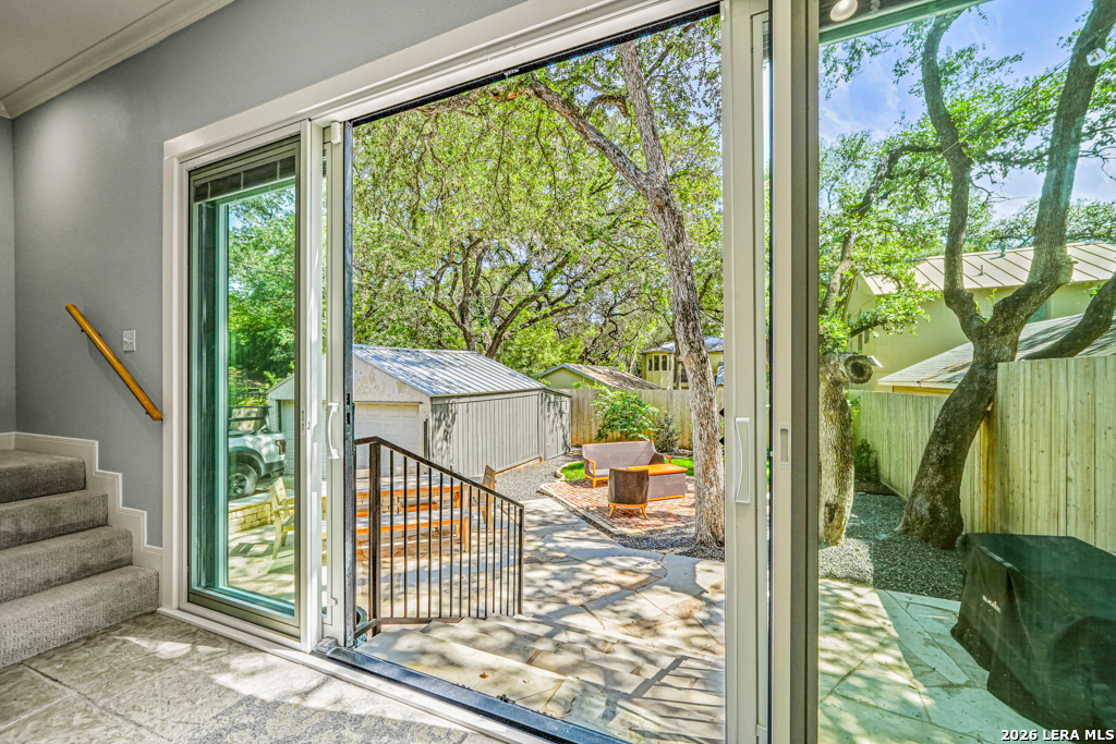 258 TUXEDO AVE