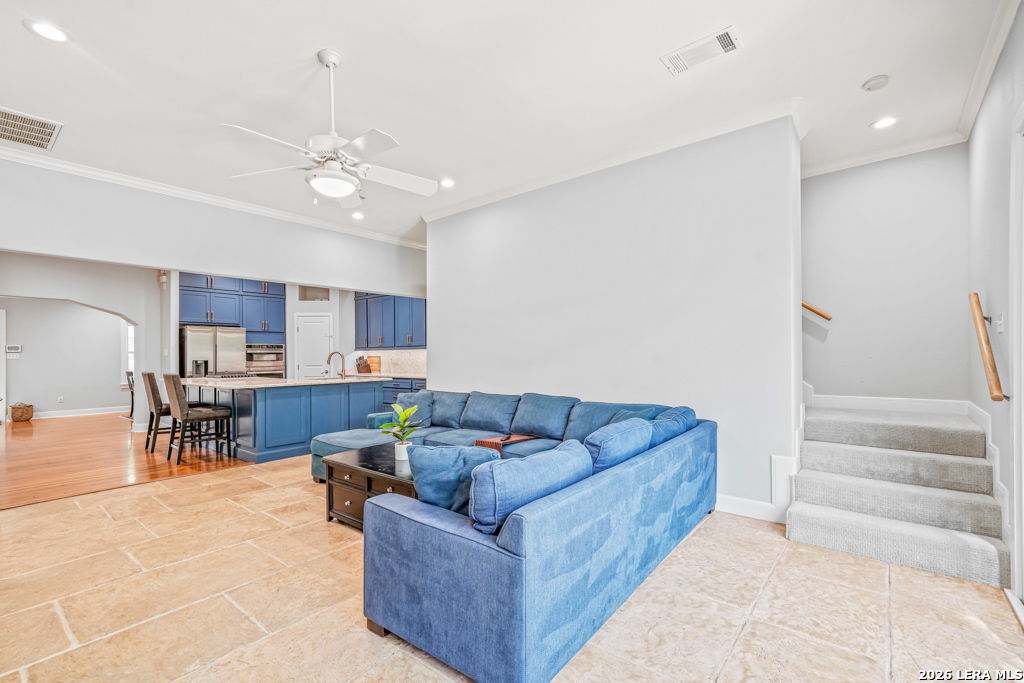 258 TUXEDO AVE