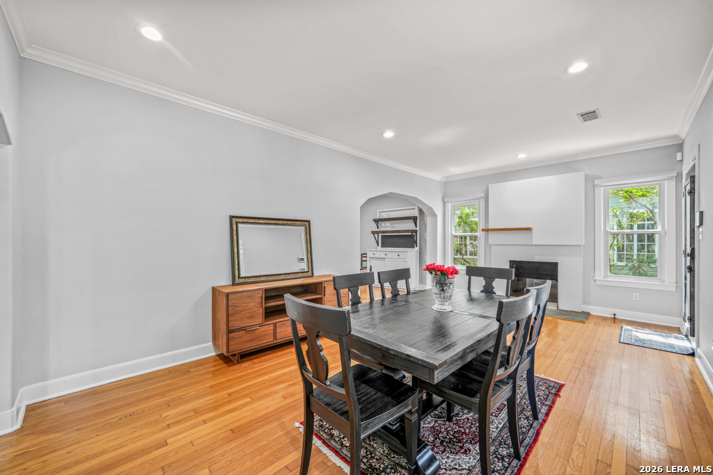 258 TUXEDO AVE