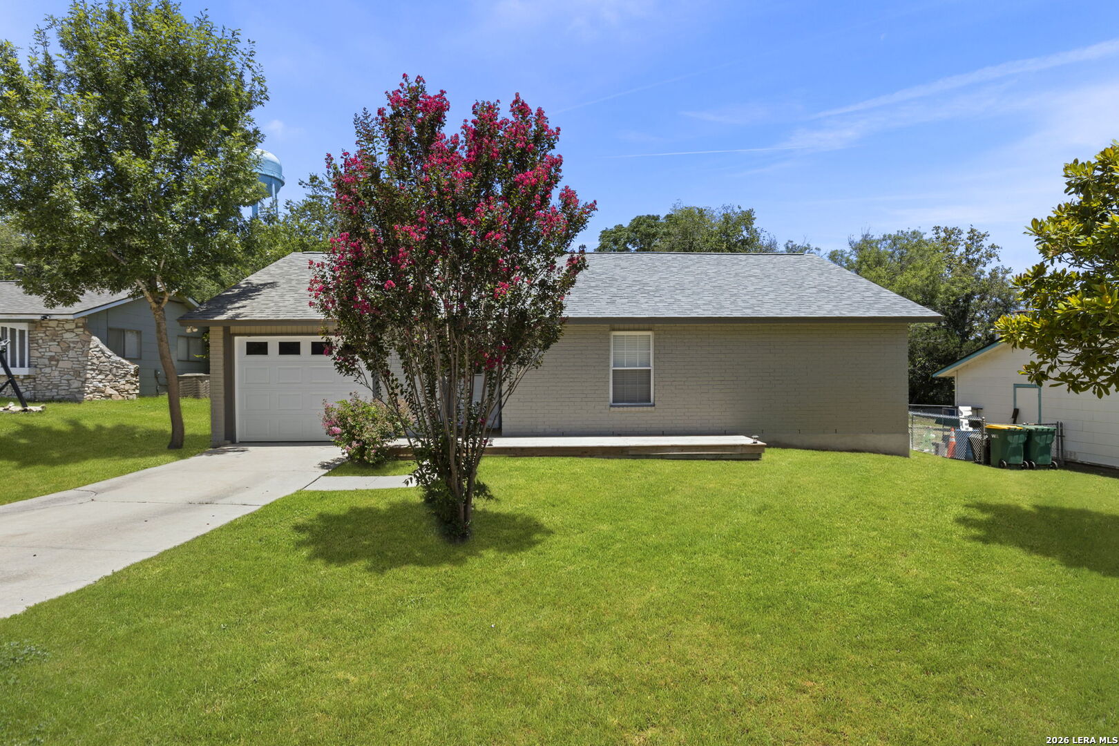 7613 LEAFY HOLLOW CT
