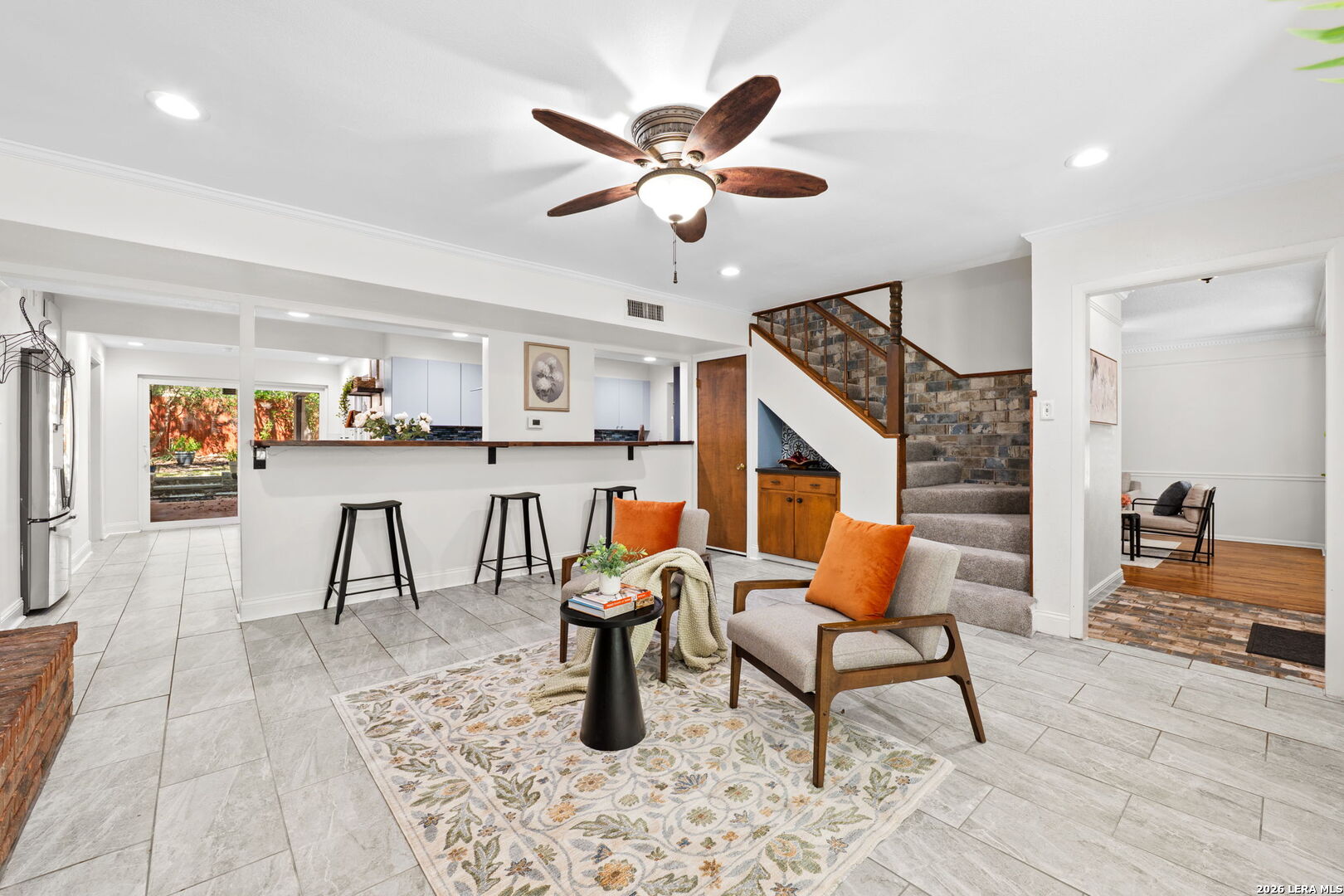 9207 Old Homestead