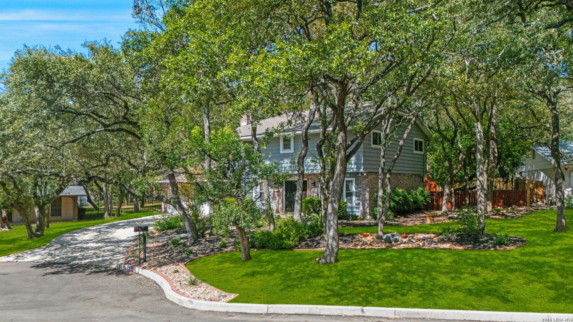 9207 Old Homestead