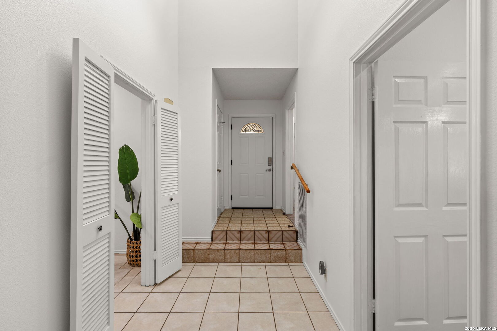 2902 Spring Bend