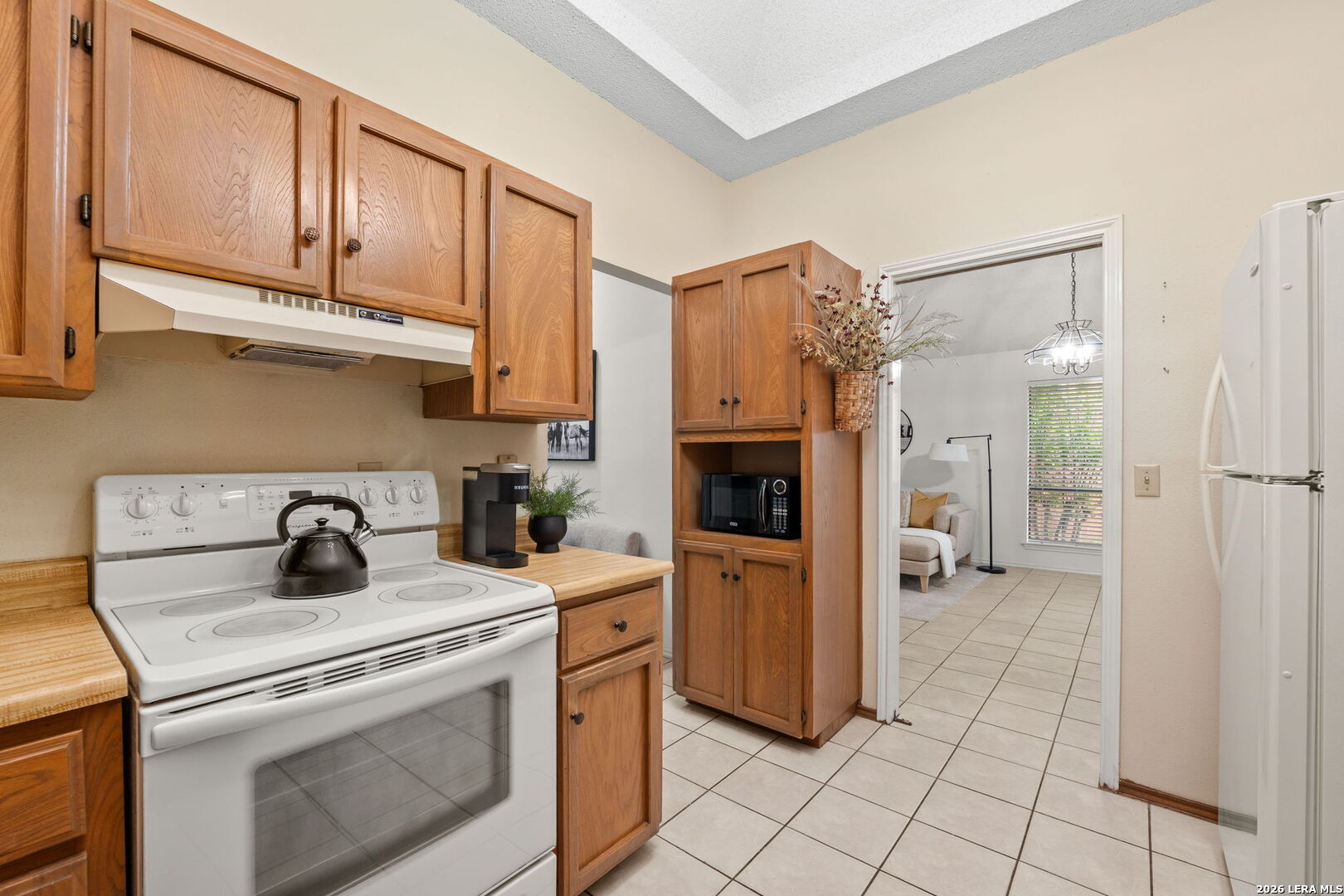 2902 Spring Bend