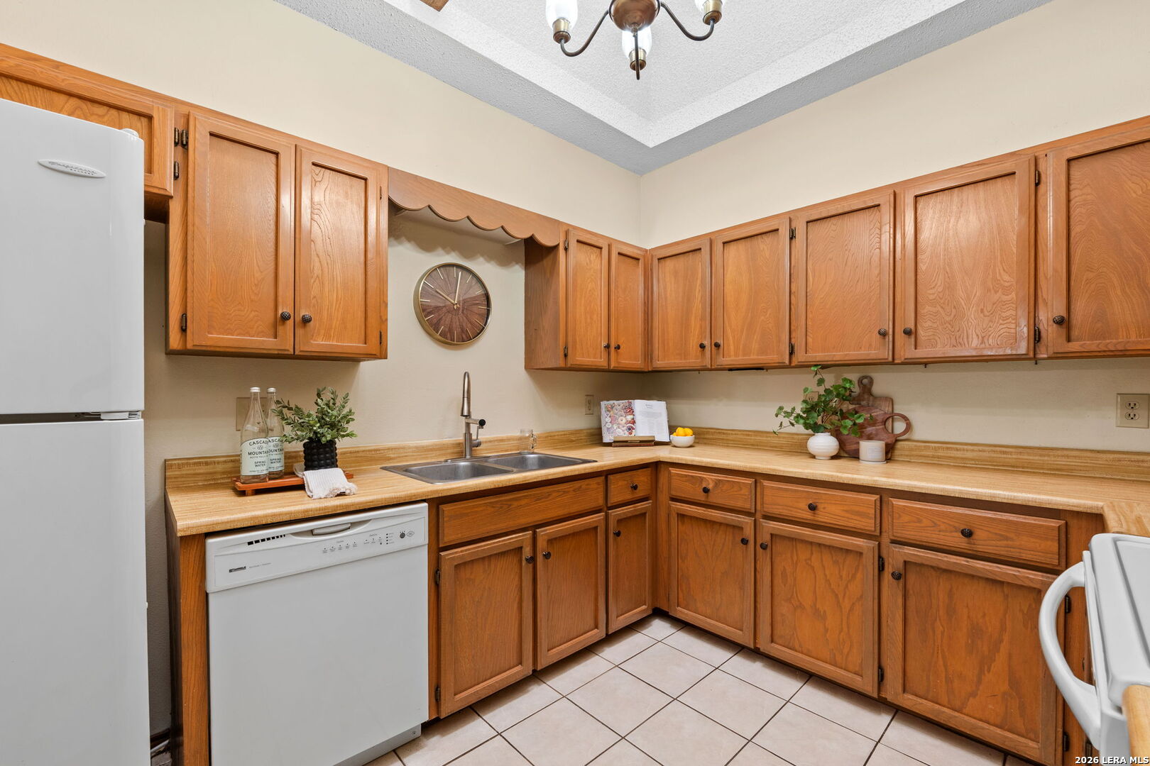 2902 Spring Bend