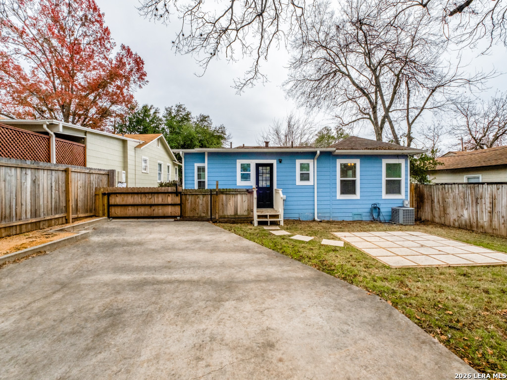 525 ABISO AVE