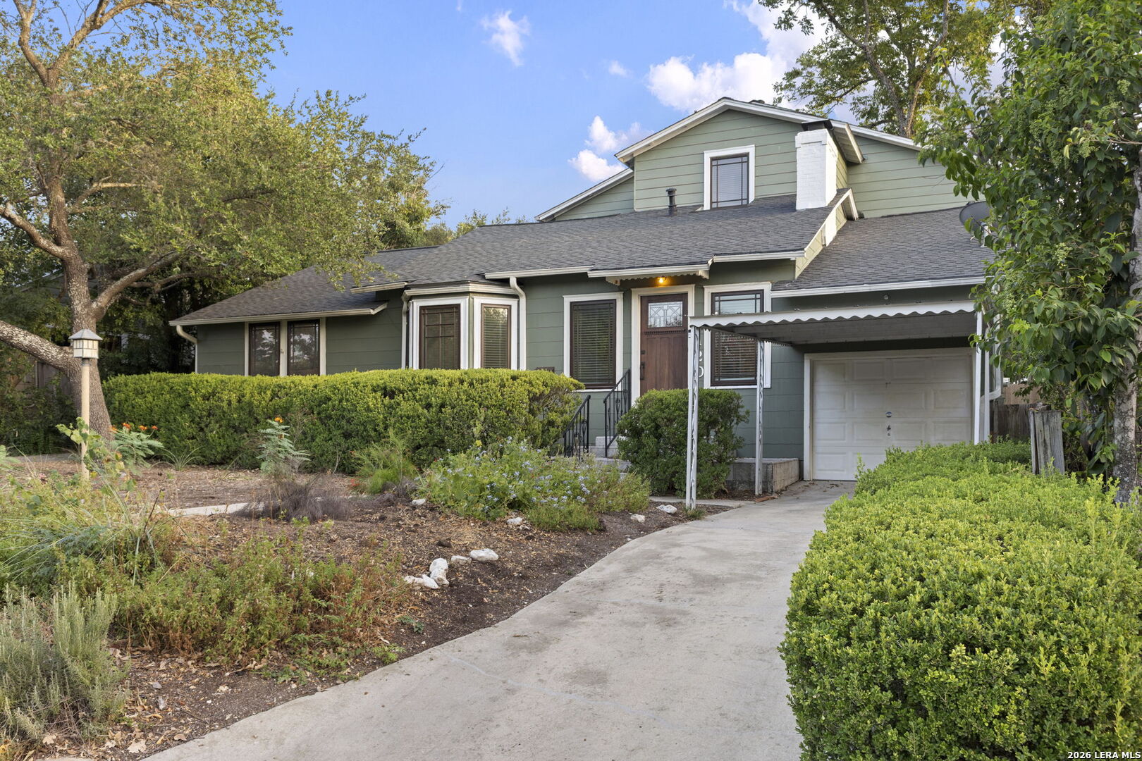 120 Alta Ave