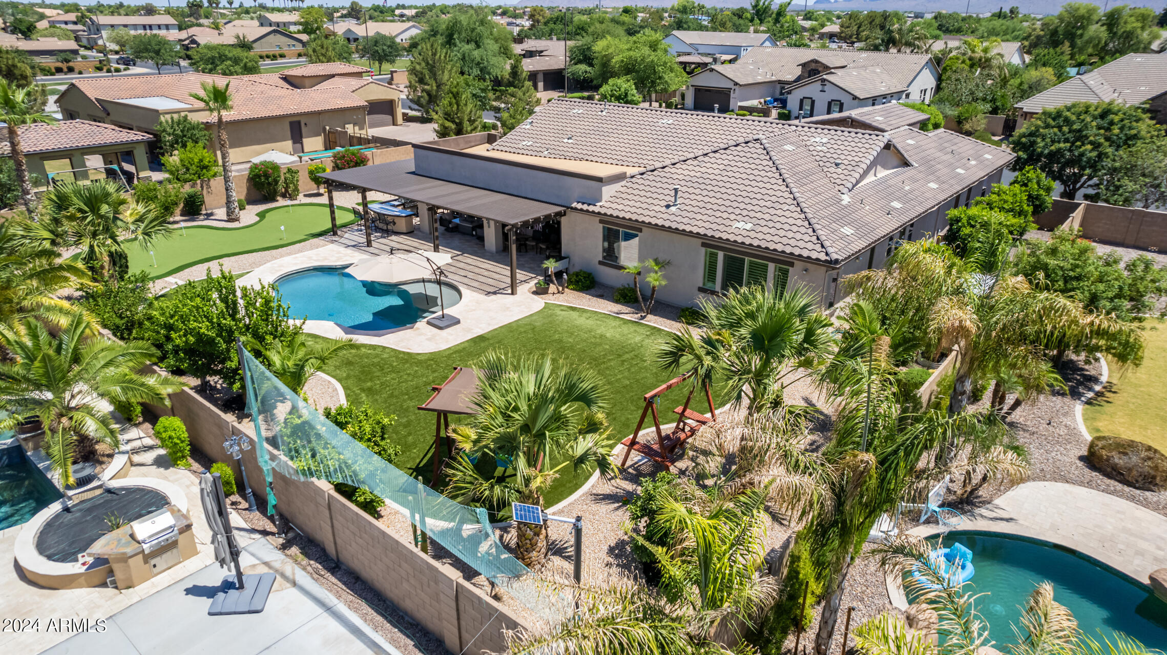 2944 E ORIOLE Drive