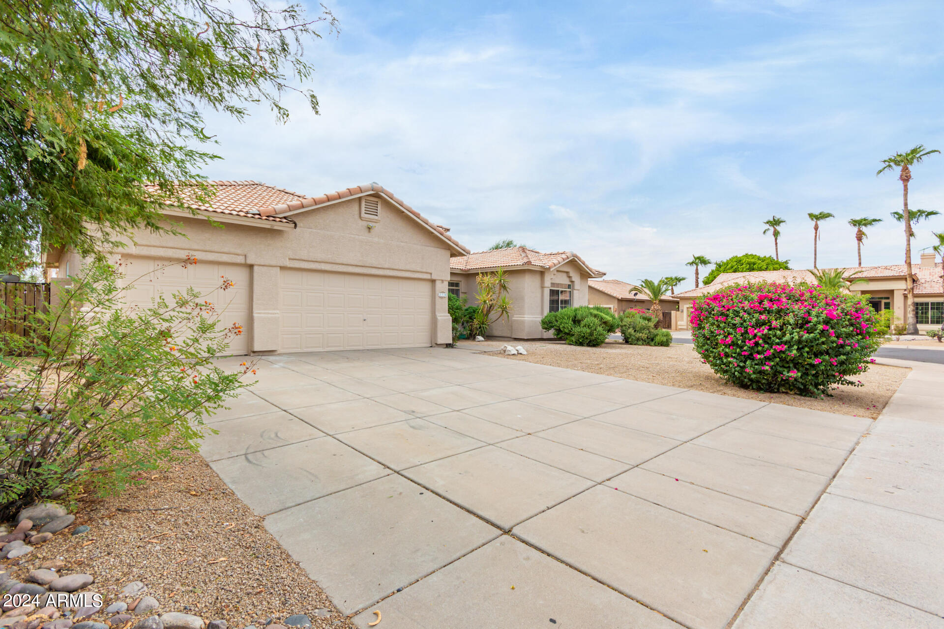 219 E PALOMINO Court