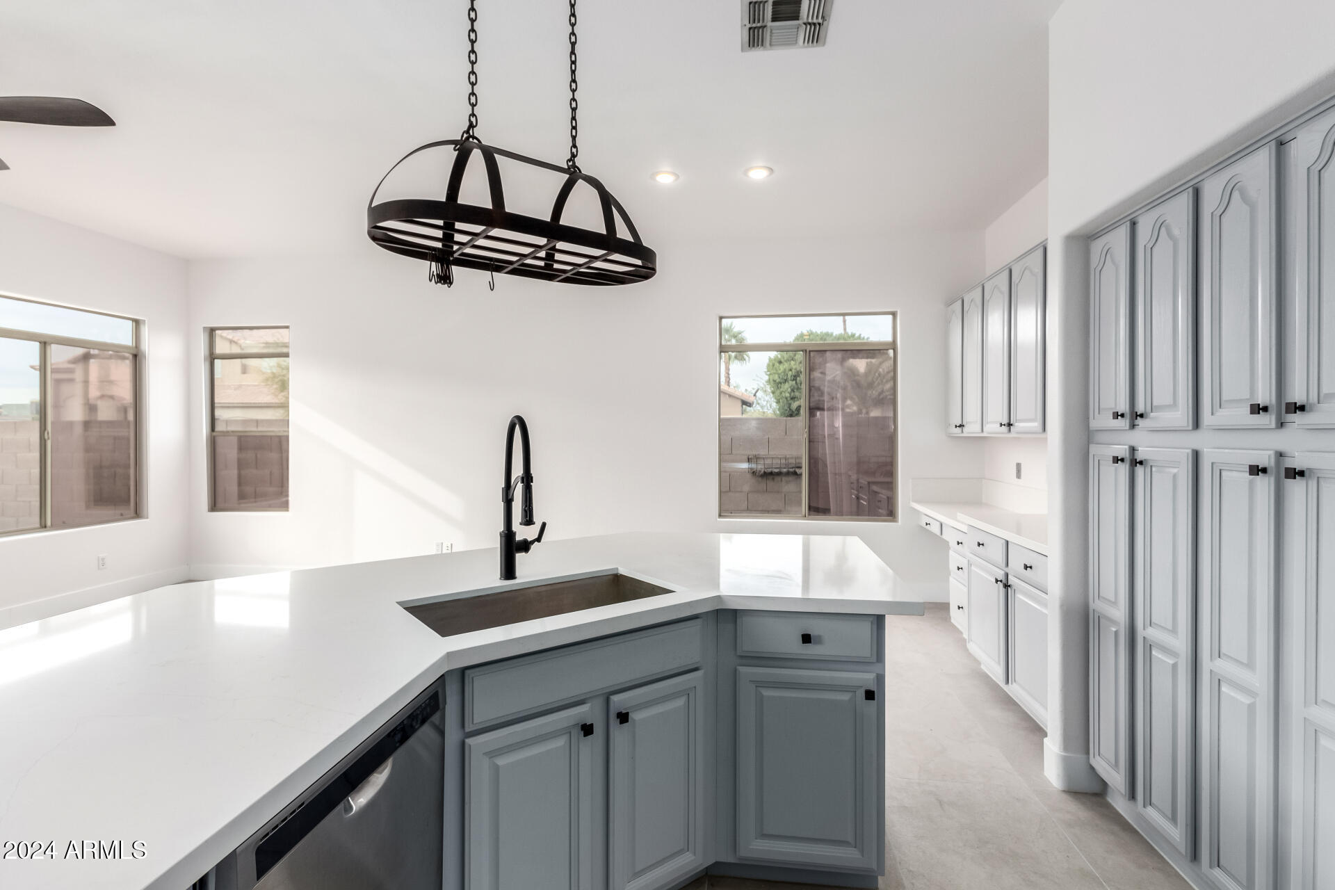 219 E PALOMINO Court