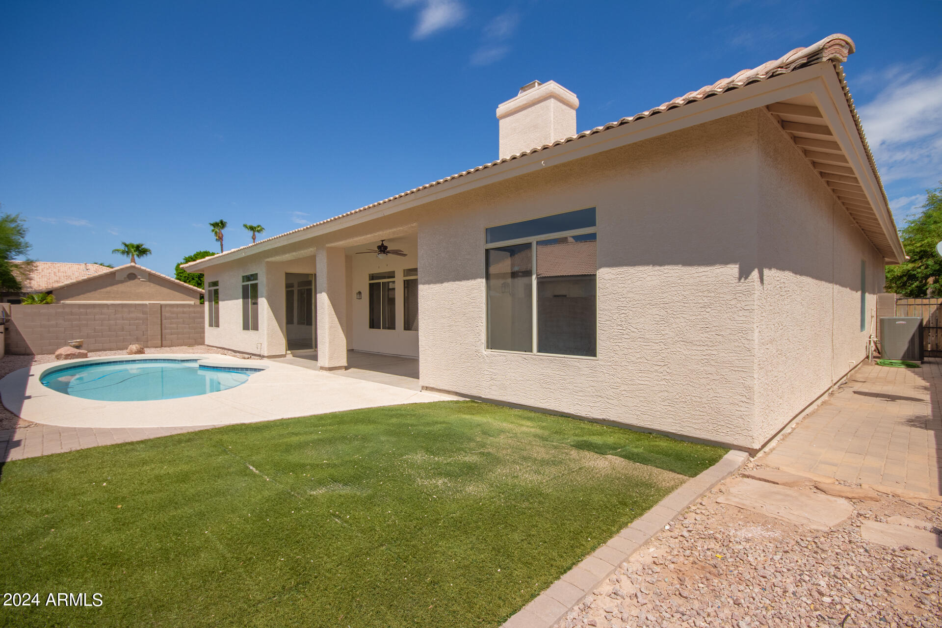 219 E PALOMINO Court