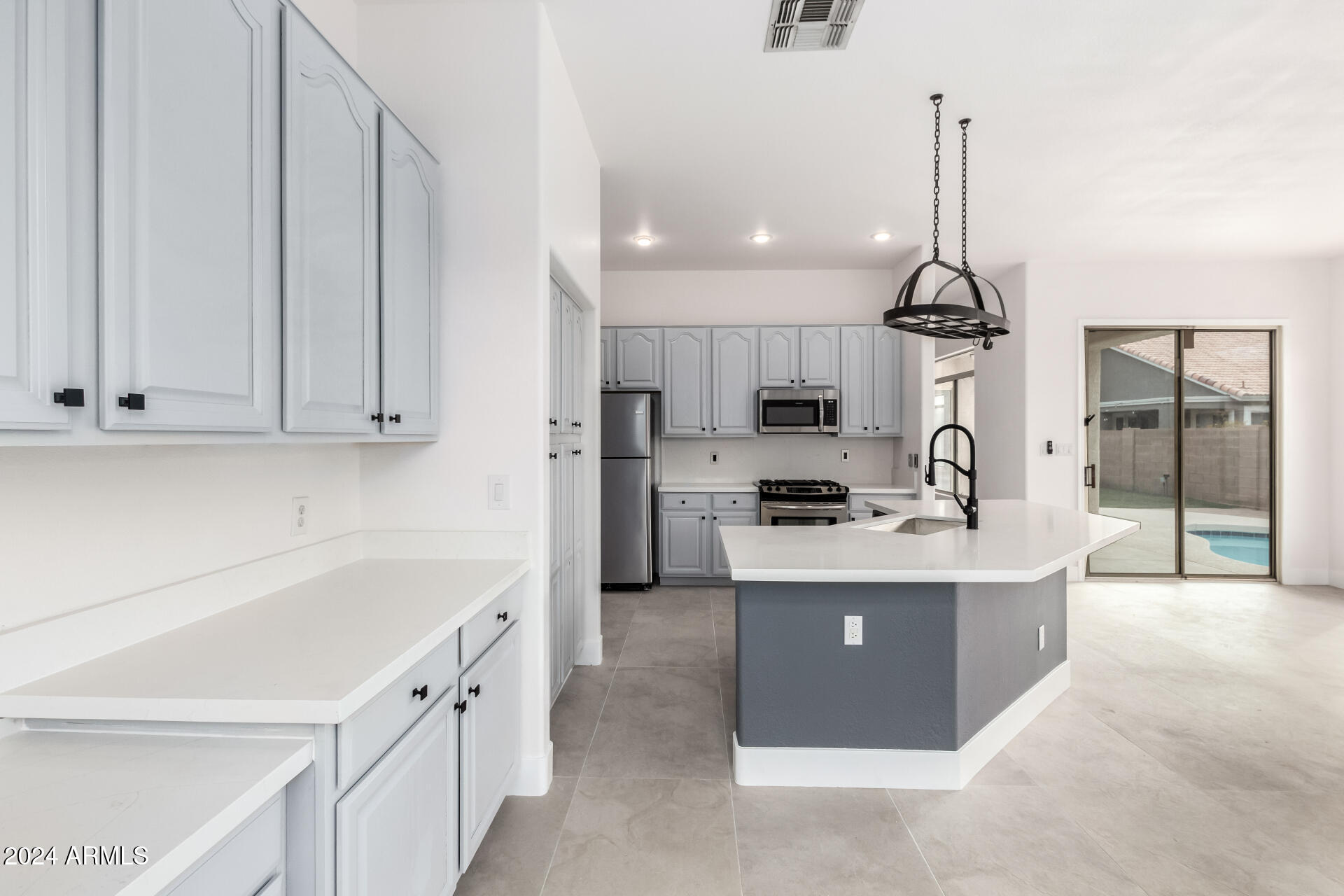 219 E PALOMINO Court
