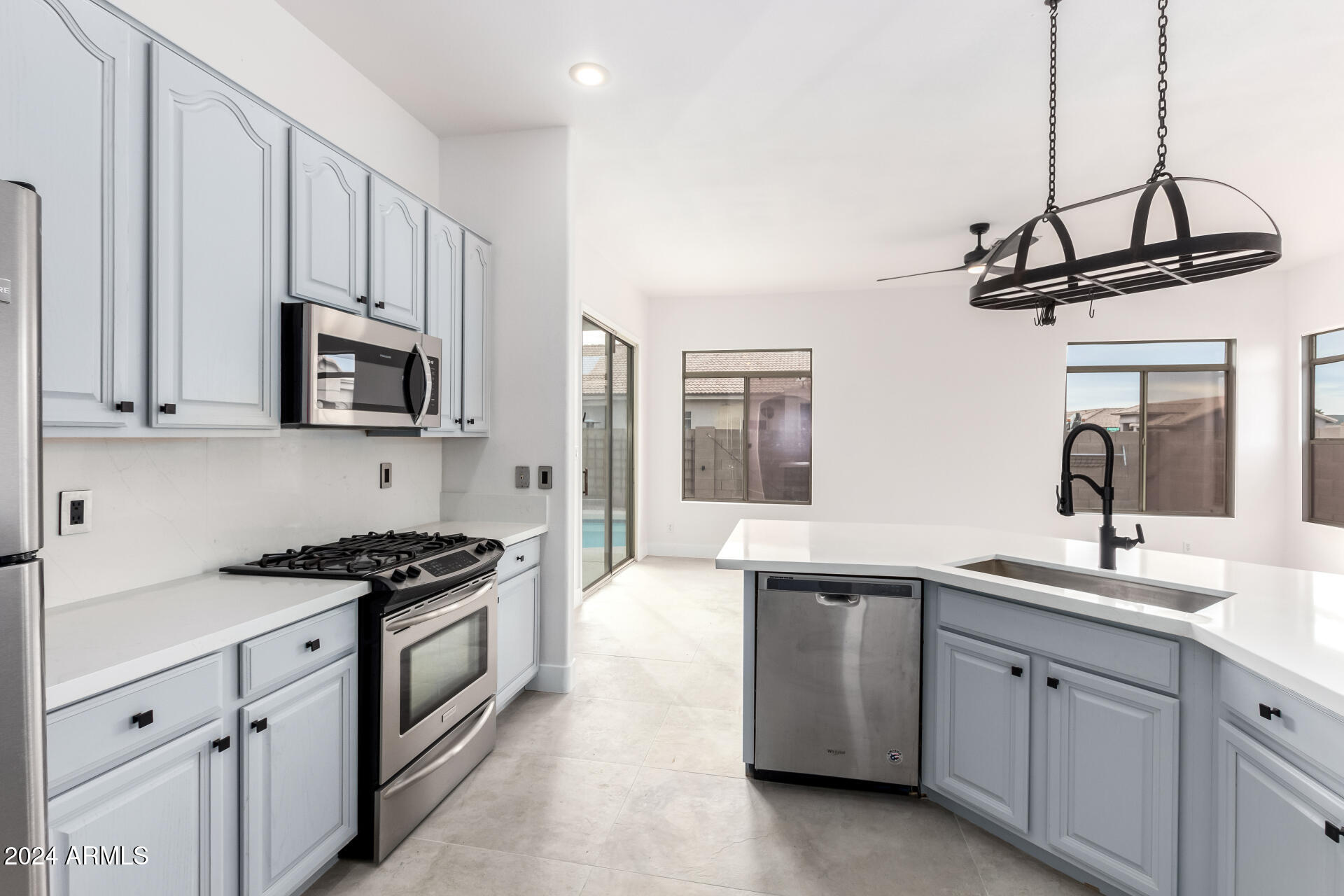219 E PALOMINO Court