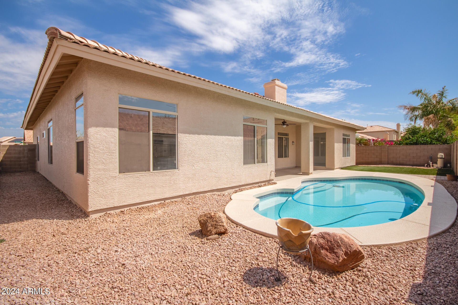 219 E PALOMINO Court