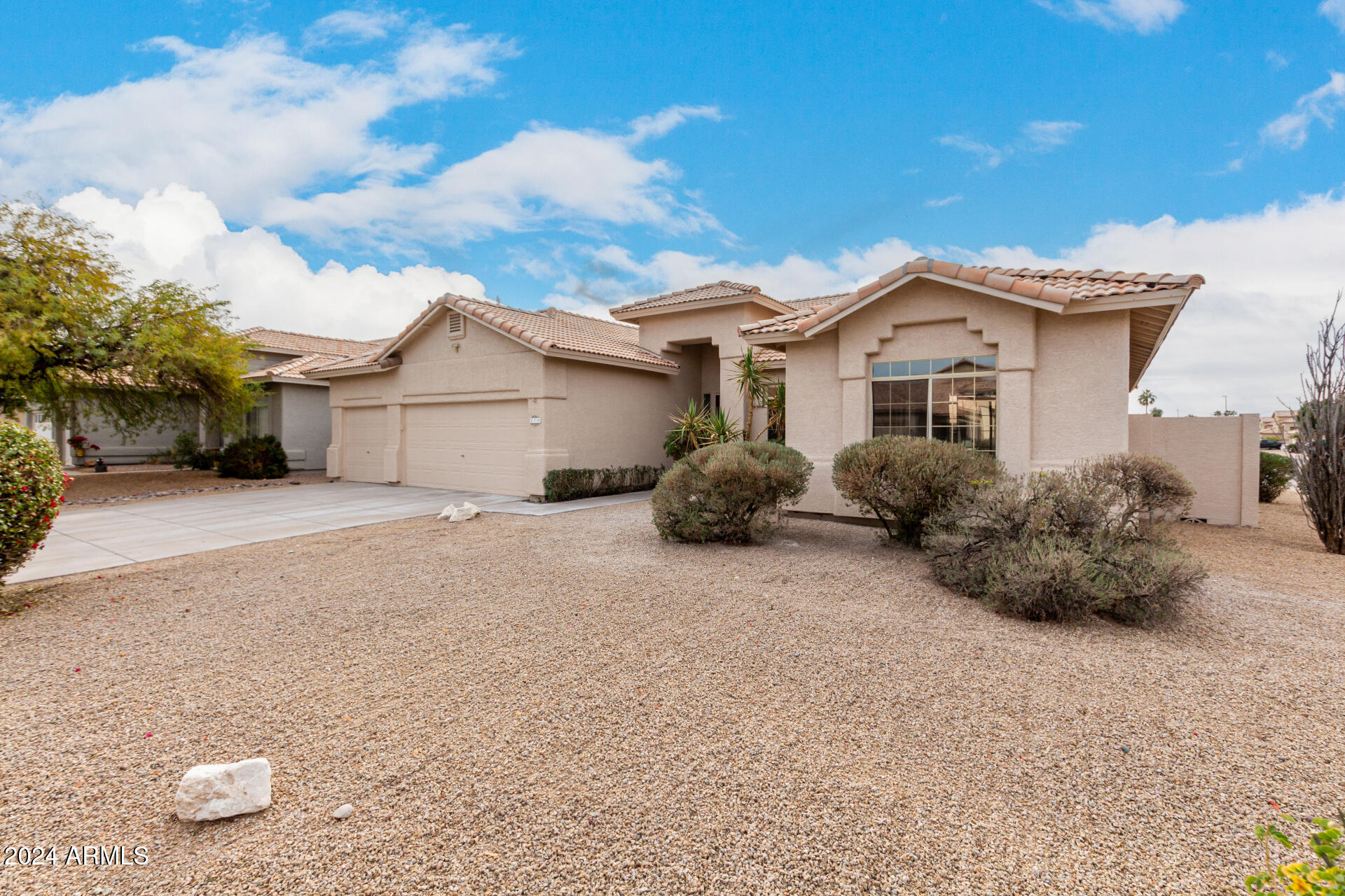219 E PALOMINO Court
